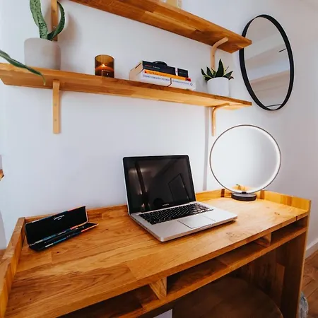 Perfect Family-oriented And Recently Renovated Townhouse In The Old Апартаменти *