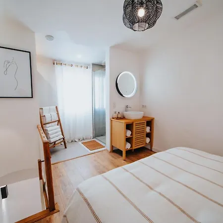 Perfect Family-oriented And Recently Renovated Townhouse In The Old Apartamento